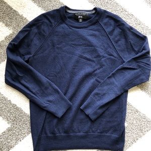 Banana republic Italian merino sweater (M)